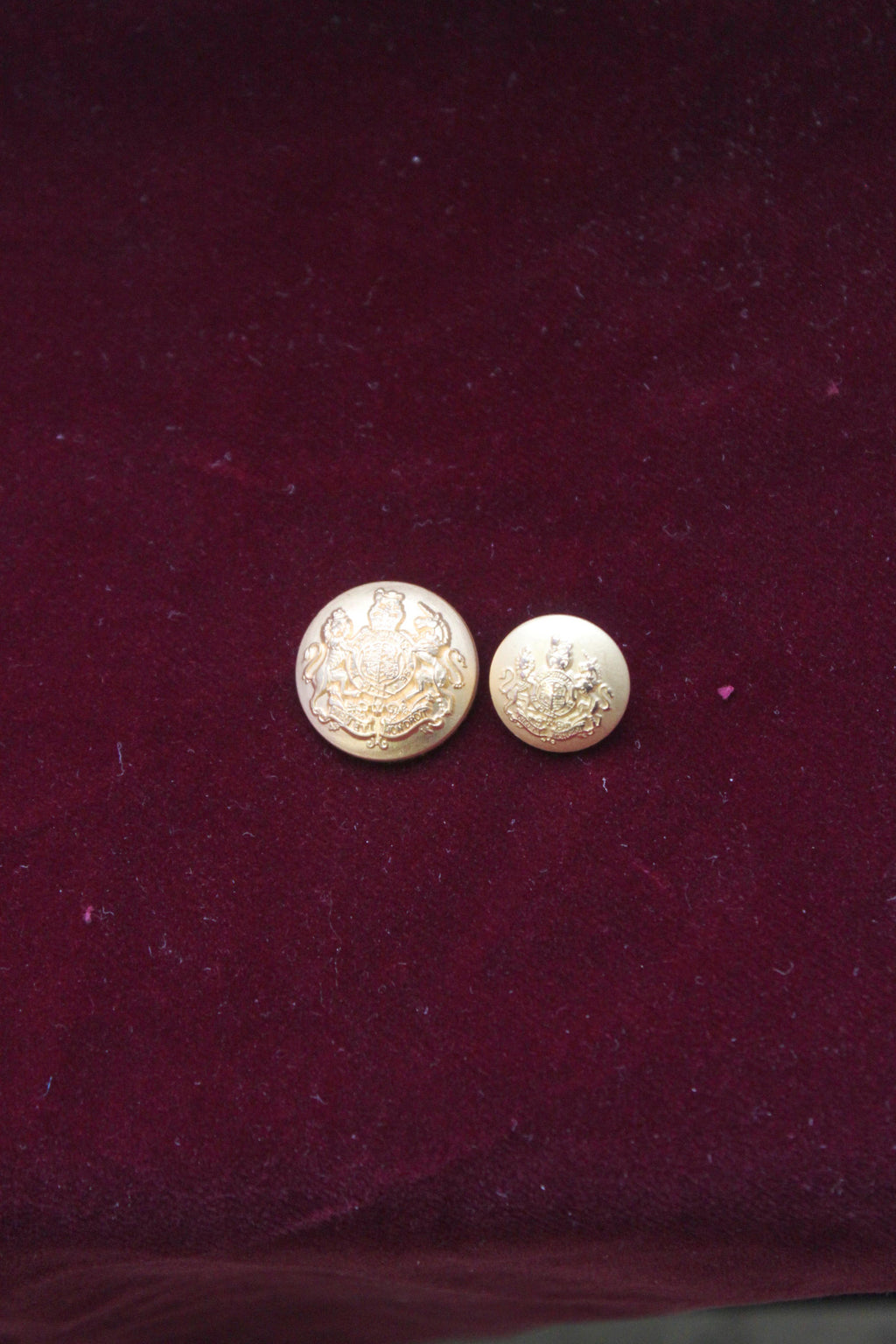 Royal Coat of Arms Buttons